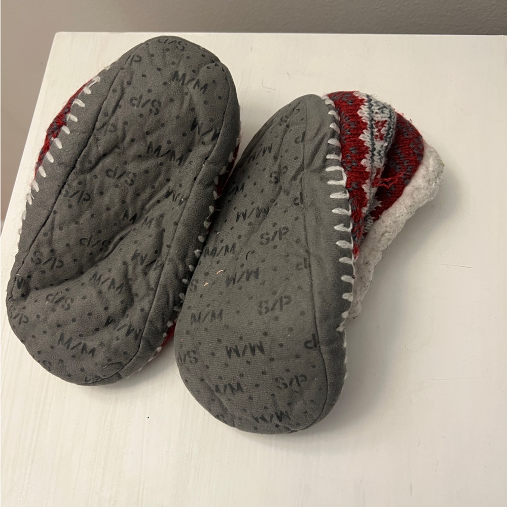 Slippers - Picture 2 of 2
